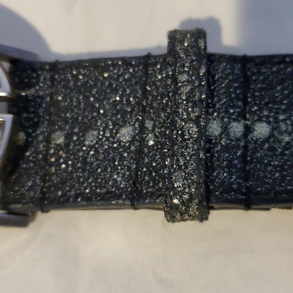 𝅺Two Guess cream and sparkle & black /silver  leather belts XL - Picture 8 of 11